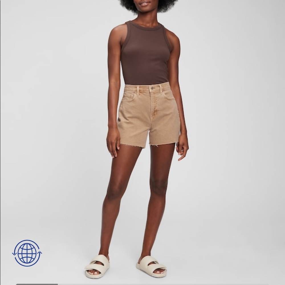 LIZ CLAIBORNE Classic Fit Shorts Distressed Butter Tan Size 4 $68 - Picture 3 of 13